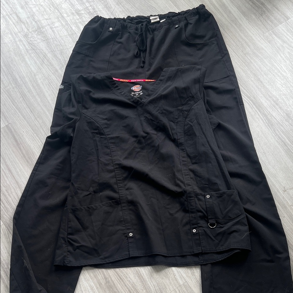 Dickies Women's Black Scrub Top and Pants